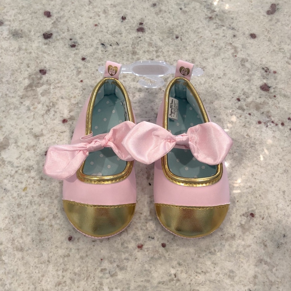 Pink and Gold Infant Shoes with Bow